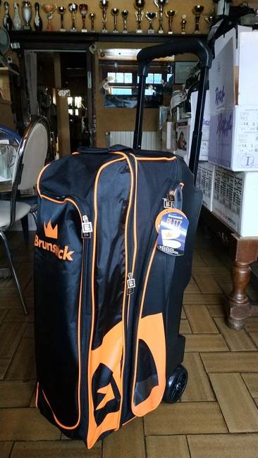 Sac 3 Boules Roulettes Brunswick Blitz Noir/Orange