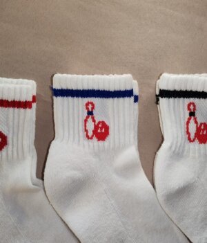 Chaussettes courtes femme (bordure noir)